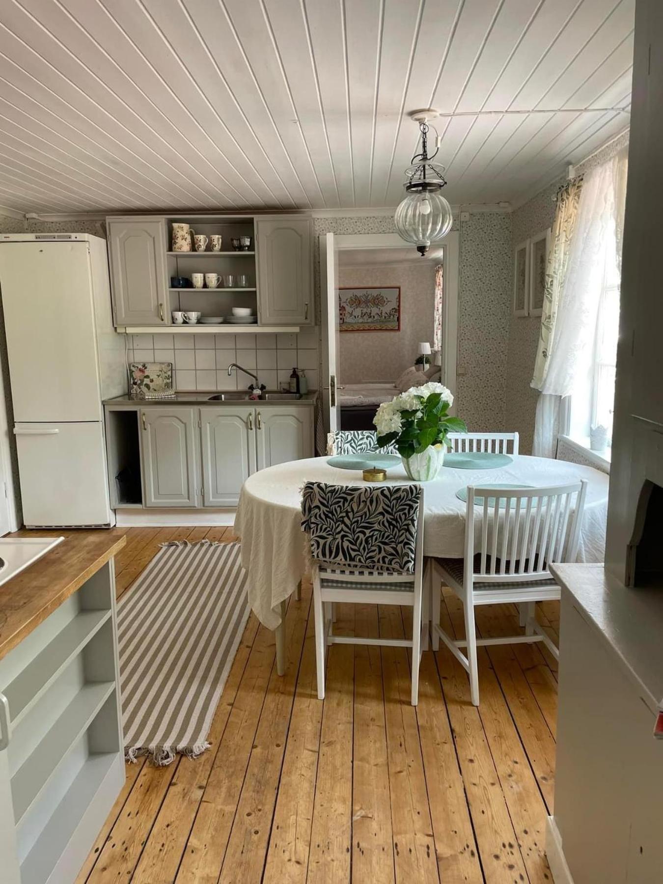 Baersta Bagarstugan Bnb Kolbäck Exterior foto
